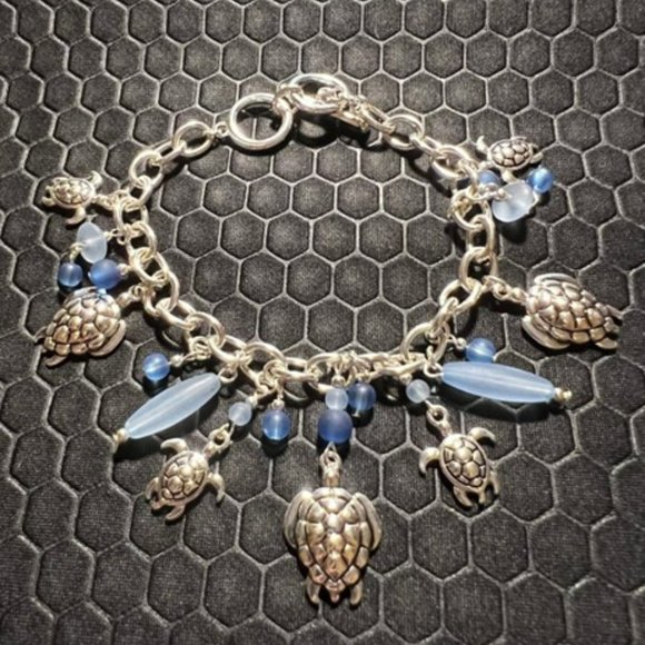 Venice By The Sea Jewelry Jewelry - Turtle Charm Bracelet with Blue Sea Glass Made of Sterling Silver